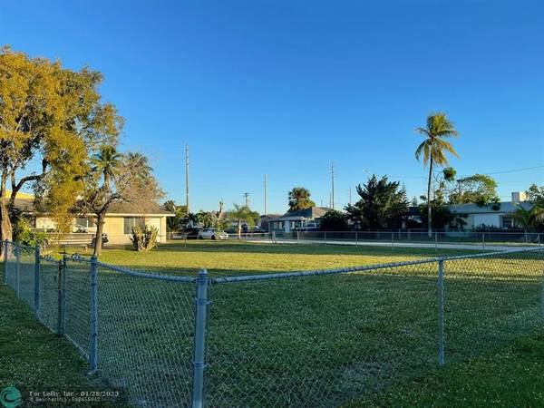 1611 N 22nd Ave, Hollywood, FL 33020