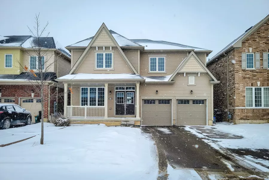 24 Esther CRES, Thorold, ON L3B 5N5