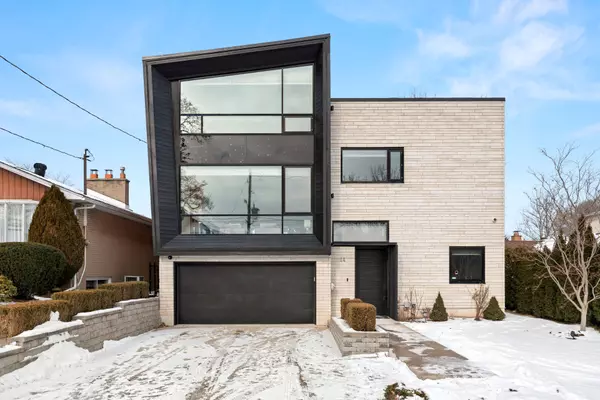 14 Windham DR, Toronto C15, ON M2K 1X8