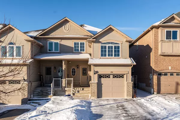 26 Candlebrook DR, Whitby, ON L1R 2V4