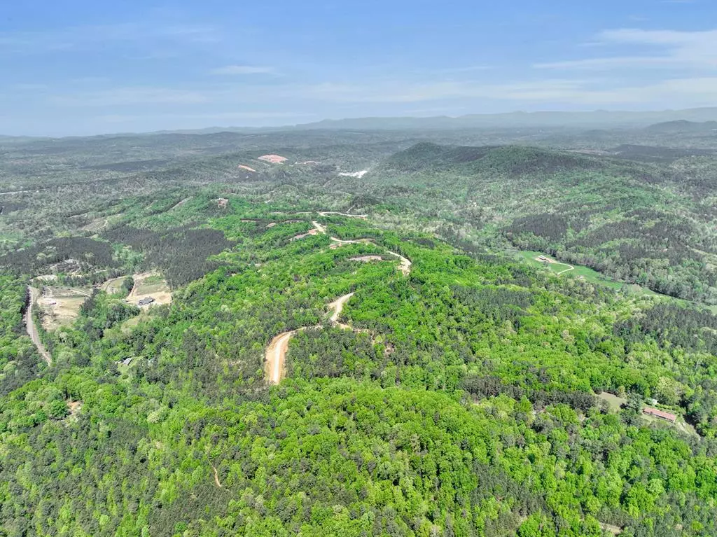 Talking Rock, GA 30175,907 Lookout Valley Trail