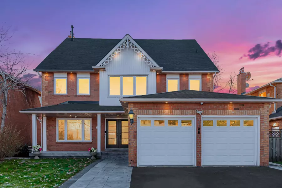 1186 Glenashton DR, Oakville, ON L6H 5L7