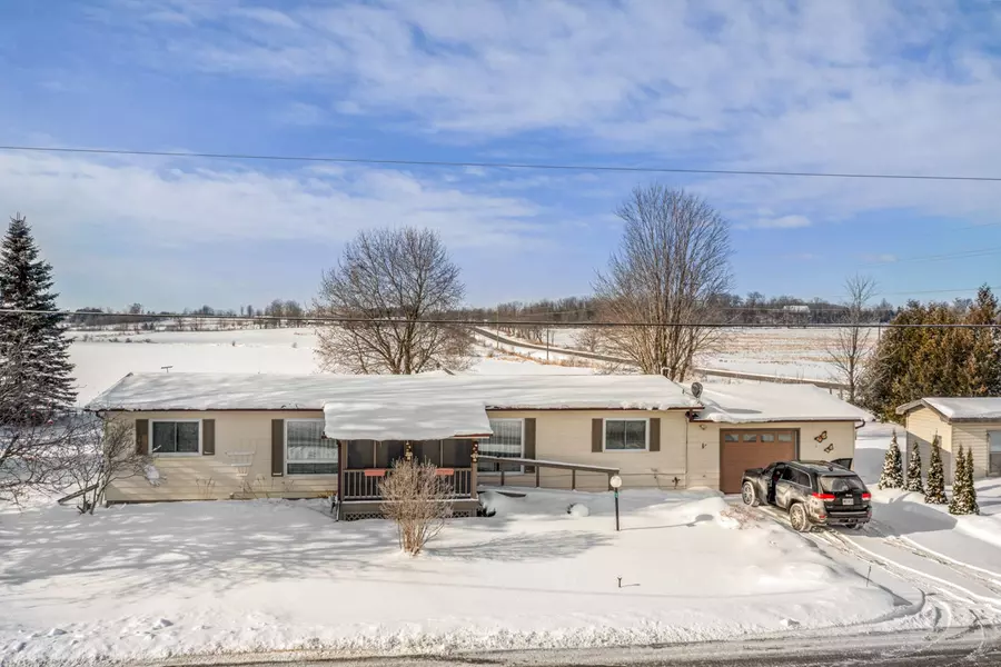 2 Vista DR, Kawartha Lakes, ON K9V 0H7