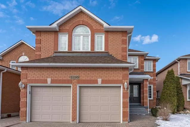 Mississauga, ON L5V 1T5,1429 Willowvale GDNS