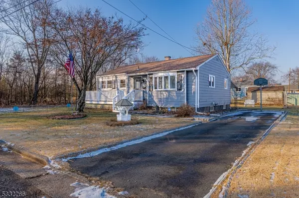 Manville Boro, NJ 08835,24 Sydney Pl