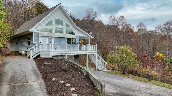 70 Smokerise, Hayesville, NC 28904