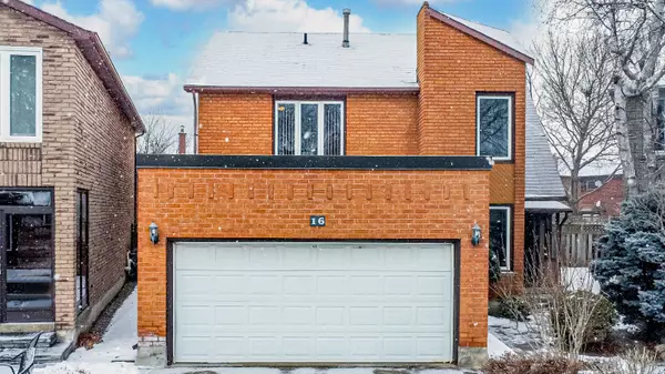 16 Kimbergate WAY, York, ON L4J 6R5