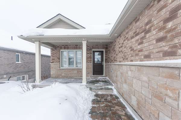 Minto, ON N0G 2P0,154 Bridge CRES