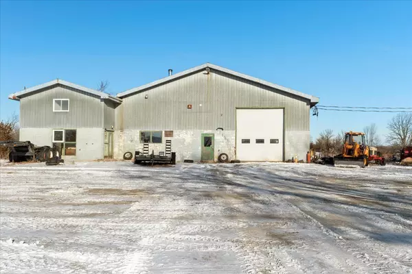 446 Hamilton RD, Hastings, ON K8N 4Z5