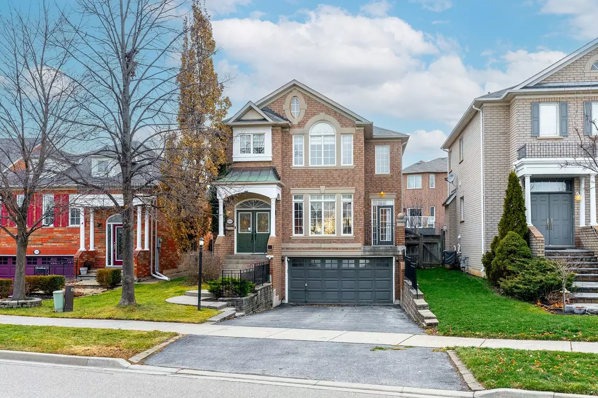 Oakville, ON L6M 3R8,1505 Sandpiper RD