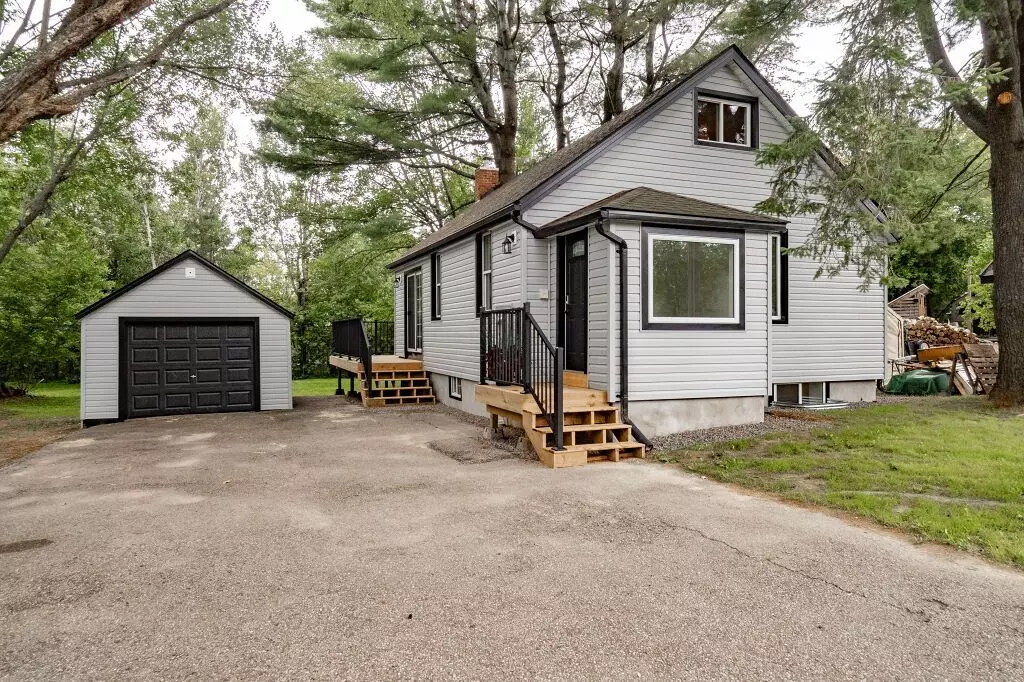 Muskoka, ON P1L 1J8,86 Woodward St ST