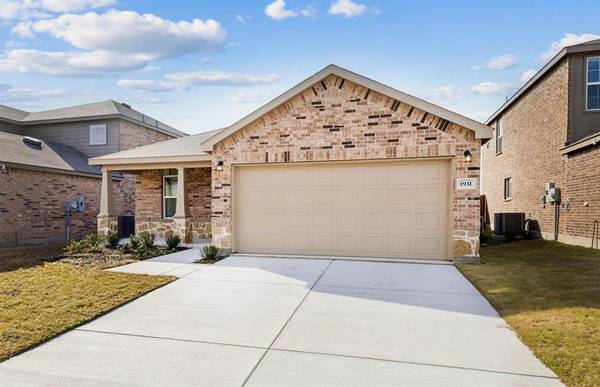 1931 Cherry Bark Lane, Forney, TX 75126