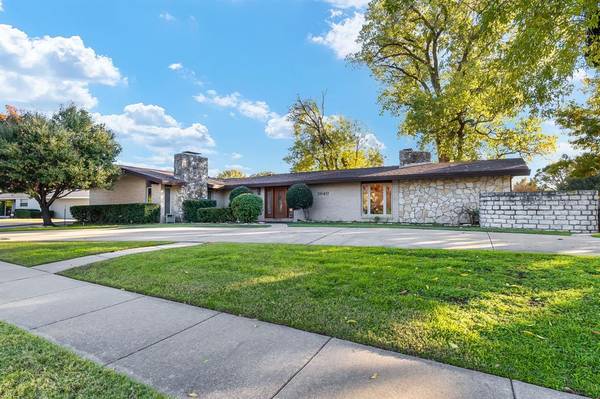 3640 Brookhaven Club Drive, Farmers Branch, TX 75234