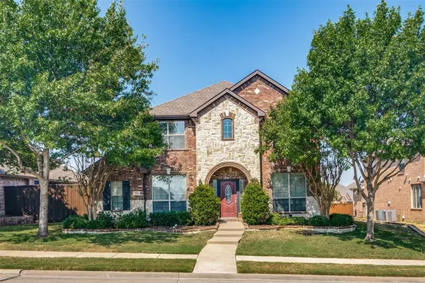 7821 Glencrest Drive, Sachse, TX 75048