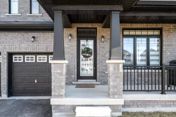 Bradford West Gwillimbury, ON L3Z 0R9,37 Ridgeview CT