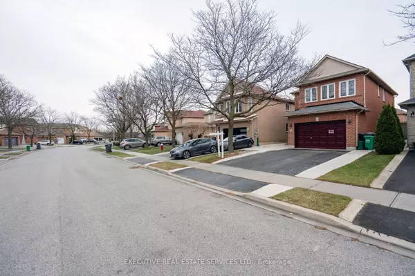 Peel, ON L6X 4K1,12 Cedarwood CRES