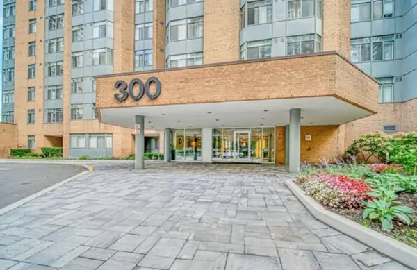 Mississauga, ON L5B 3W3,300 Webb DR #504