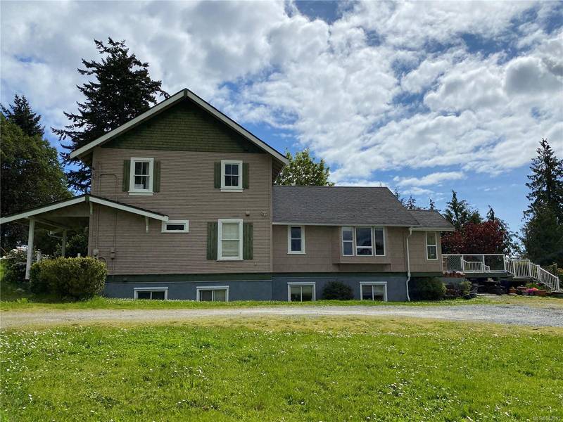 2155 Mt. Newton Cross Rd, Central Saanich, BC V8M 1T8