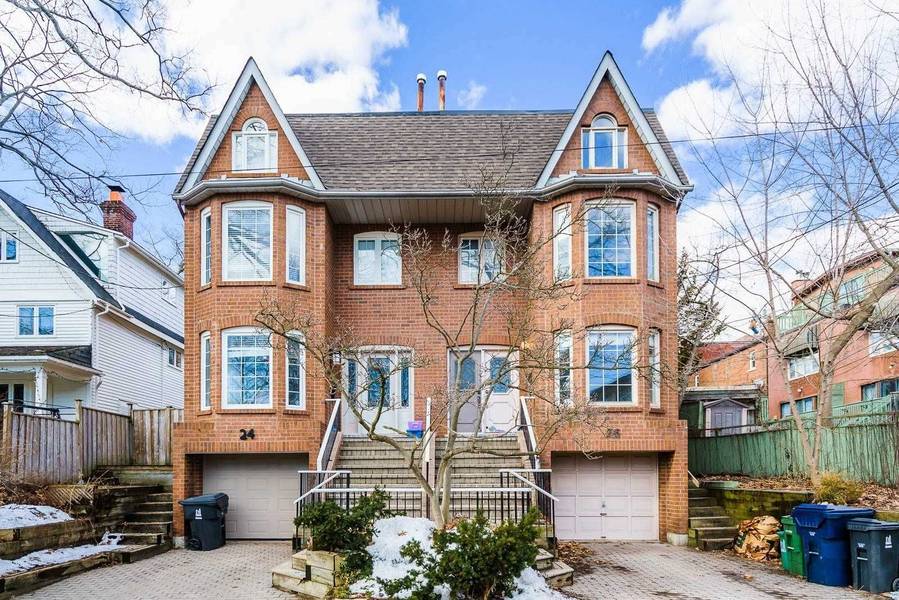 26 Hazel AVE, Toronto E02, ON M4E 1C5