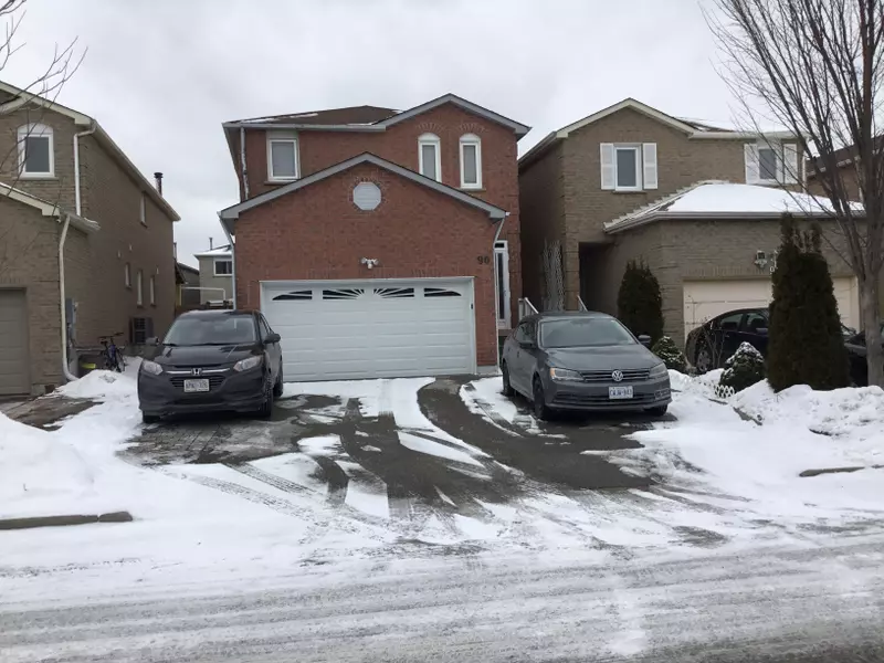 90 Ketchum CRES, York, ON L3S 3G4