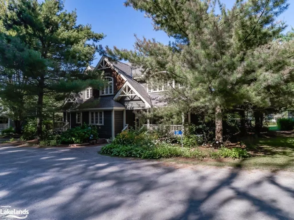 Muskoka Lakes, ON P0B 1J0,3876 MUSKOKA RD HWY 118 N/A W #Sand4W1