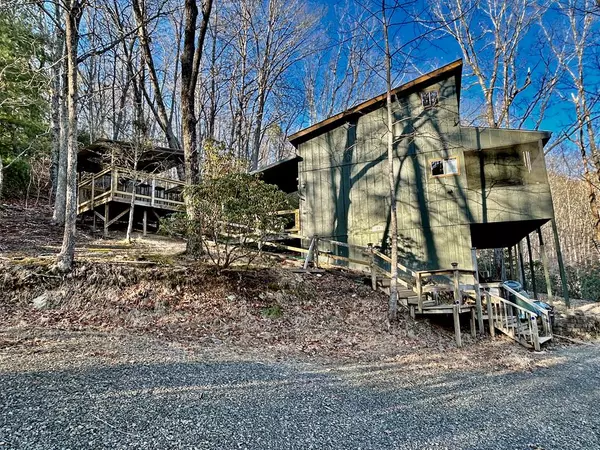 184 Dogwood Trail, Hayesville, NC 28904