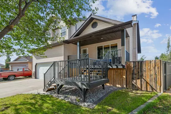 480 Highland Close, Strathmore, AB T1P1Z5