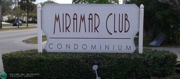 Miramar, FL 33025,3399 Foxcroft Rd  #307