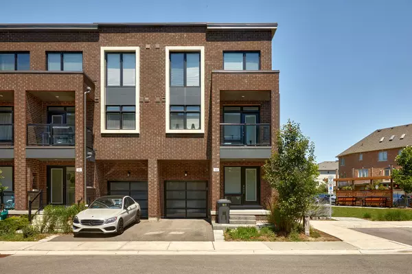 133 Moneypenny PL N, Vaughan, ON L4J 0L1