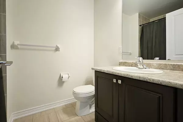 Oakville, ON L6M 1P5,2375 Bronte RD #308