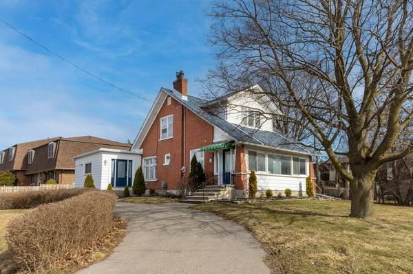 17 Prince of Wales DR, Hastings, ON K8P 2T5