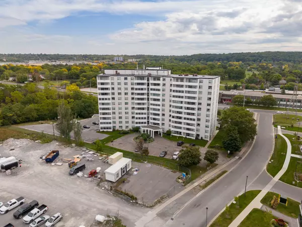 35 Towering Heights BLVD #903, Niagara, ON L2T 3G8