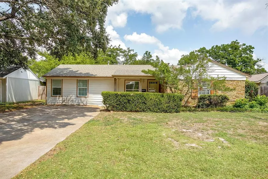 3524 South Drive, Fort Worth, TX 76109