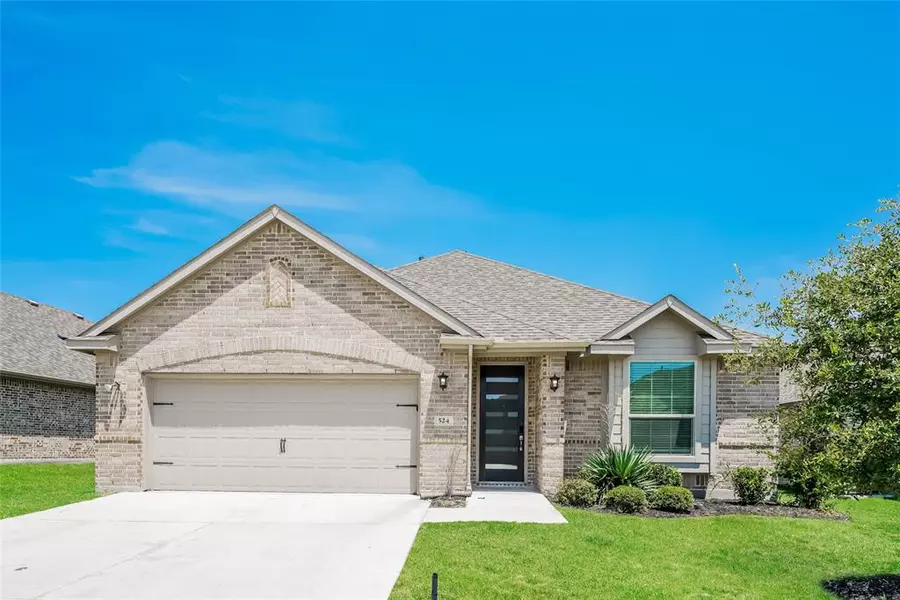 524 Hazeltine Road, Red Oak, TX 75154