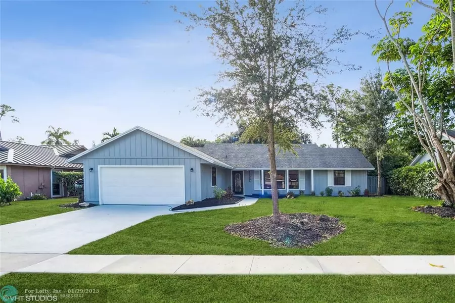 13964 Aster Ave, Wellington, FL 33414