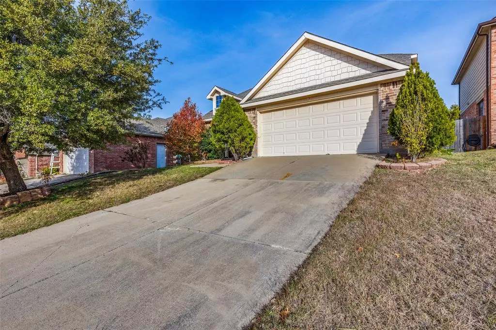 Fort Worth, TX 76137,5609 Whitethorn Court