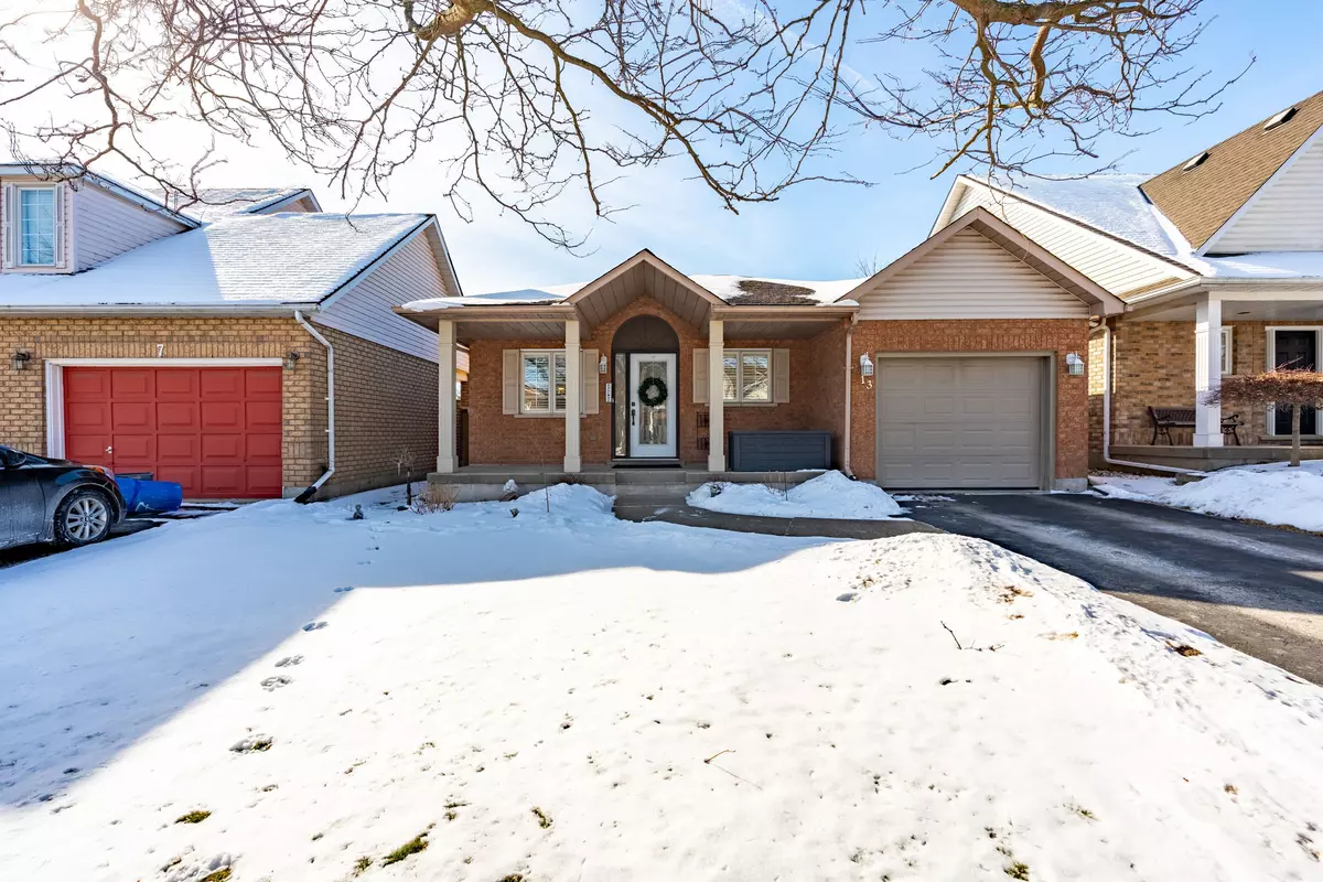 Niagara, ON L2V 5B4,13 Silvercrest CT