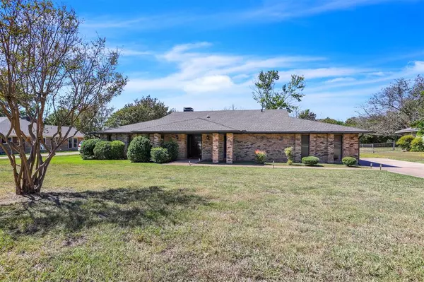 3 Sandra Drive, Heath, TX 75032