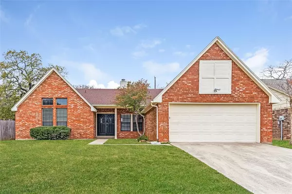 3300 Fairview Drive, Corinth, TX 76210