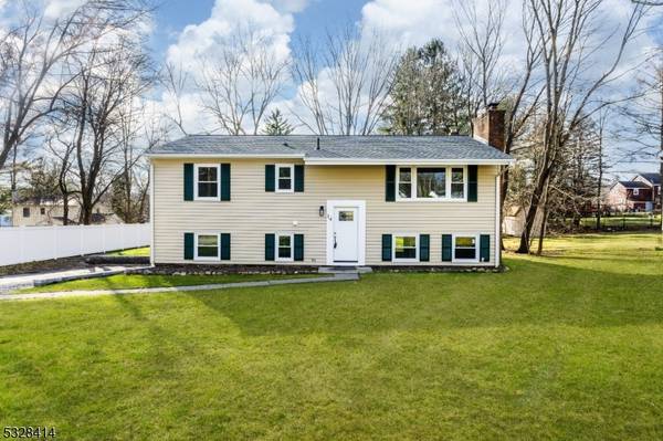 14 St George St, West Milford Twp., NJ 07480