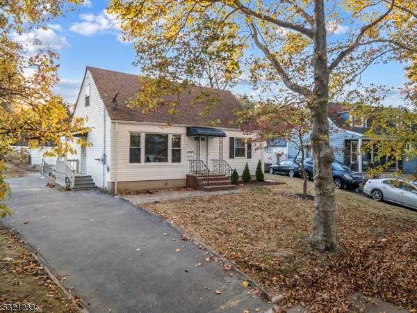 550 Albermarle St, Rahway City, NJ 07065