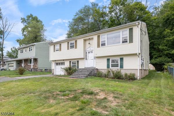 21 Farmingdale Dr, Parsippany-troy Hills Twp., NJ 07054