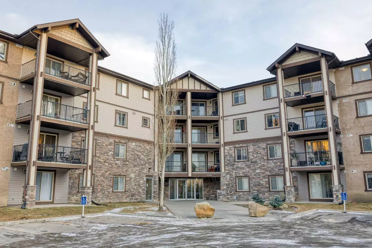 Calgary, AB T3K 0M1,60 Panatella ST NW #1105