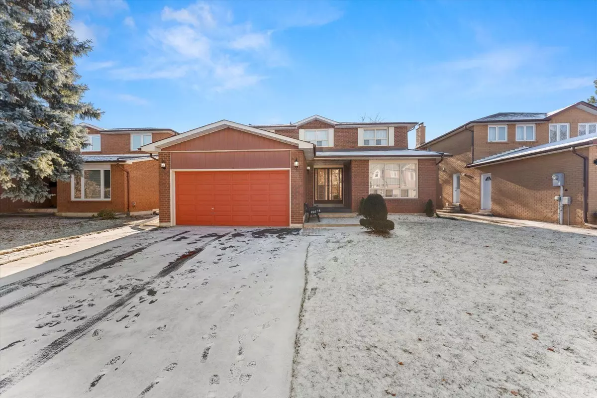 Richmond Hill, ON L4C 7L9,11 Mary Gapper CRES