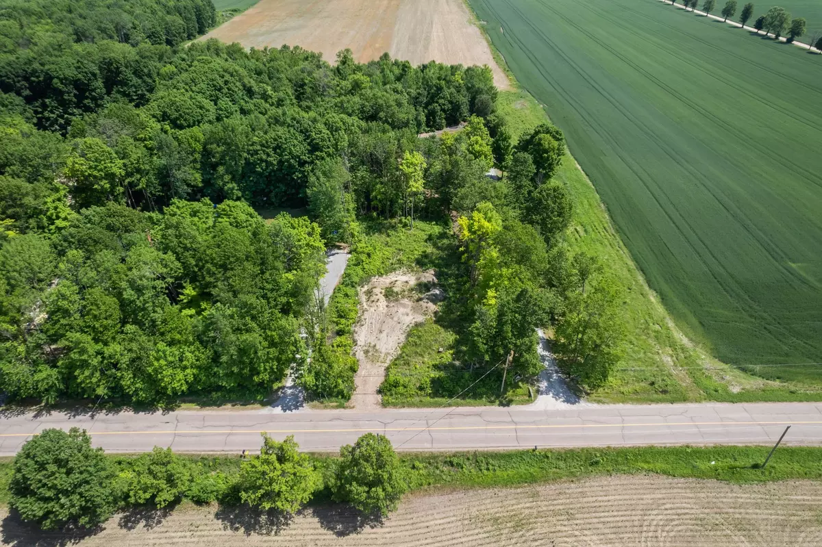 Laurentian Valley, ON K8A 6W4,1386 Wilson RD