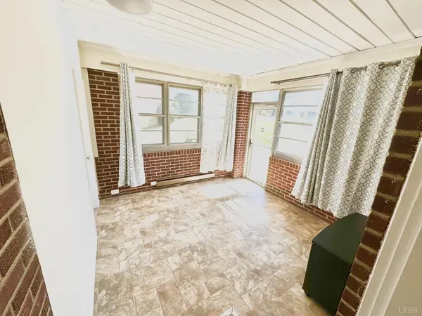 4502 Boonsboro RD, Lynchburg, VA 24503