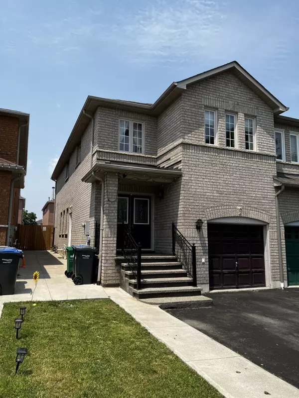 633 Mirage PL #Bsmt, Mississauga, ON L5R 3Y3