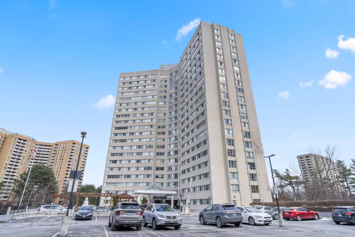 Mississauga, ON L5A 4B6,3695 Kaneff CRES #SPH 11