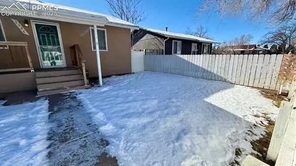 Pueblo, CO 81001,1326 E River ST