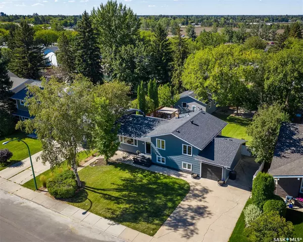 Saskatoon, SK S7H 3R1,10 Harvard CRESCENT